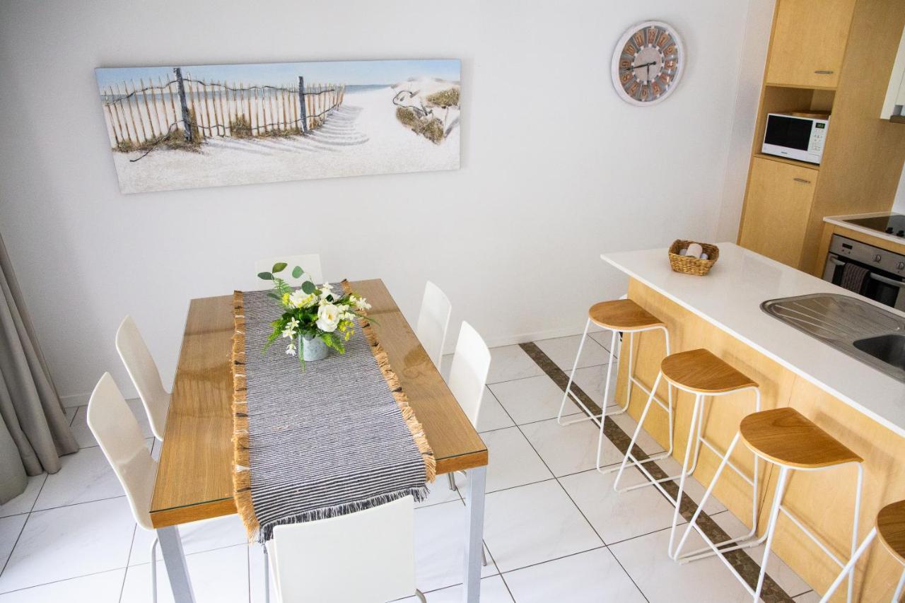 Tropical Getaway In 2 Bedroom Unit In 4 Star Resort Noosaville Kültér fotó